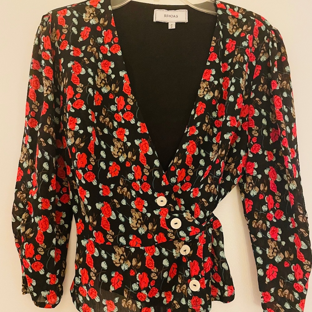 Rihoas Floral Tie-up Blouse